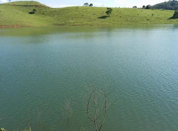 Foto 01 · LINDA CHÁCARA ,À BEIRA DA REPRESA (PÉ NA AGUA), A 5 MINUTOS DO CENTRO DE IGARATA EM IGARATÁ - SP.