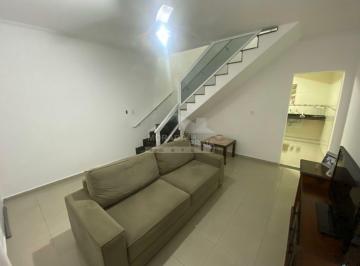 Casa · 75m² · 2 Quartos · 1 Vaga · Sobrado na Ocian de 2 dormitórios proximo ao centro.