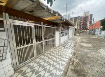 Casa · 75m² · 2 Quartos · 1 Vaga · Sobrado na Ocian de 2 dormitórios proximo ao centro.
