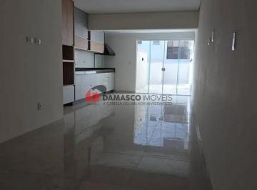 Casa · 140m² · 3 Quartos · 2 Vagas · Sobrado em Vila Camilópolis