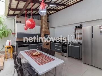 Apartamento · 270m² · 3 Quartos · 2 Vagas · Excelente apartamento 1 por andar com 270m²; de área total