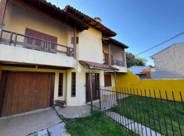 Casa · 200m² · 4 Quartos · 2 Vagas · Casa com 4 quartos à venda no bairro Cavalhada.