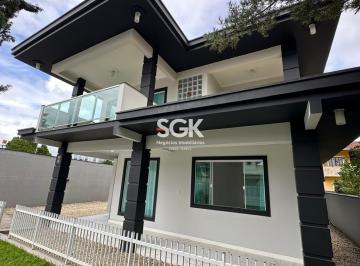 Casa · 350m² · 3 Quartos · 4 Vagas · Casa Alto Padrão Semi Mobiliada à Venda com 3 Suítes, Piscina e Área Gourmet em Joinville