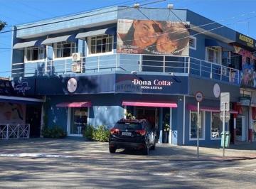 Comercial · 94m² · 5 Vagas · Ponto Comercial com 94m² e 6 Ambientes e 5 vagas de estacionamento no Parque Industrial – Excelente