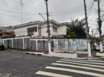 Casa de 3 quartos, São Paulo · Sobrado a venda 3 quartos (1 suíte) 270 m² no centro de Perus.