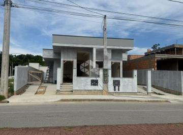 Casa · 65m² · 2 Quartos · 1 Vaga · Casa com 2 quartos/dormitórios no bairro Forquilhas, em São José - SC