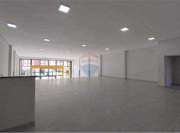 Comercial · 340m² · 6 Vagas · Prédio Comercial, com 340m2, Ideal p/ Lojas Geral.