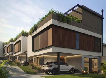 Casa de 3 quartos, Curitiba · Vendo Casa com 3 quartos e 250 m² à venda em Guaíra