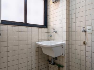IMG_20260616_185237_000.jpeg · Confortável apartamento para venda em Moema com 2 quartos, sendo 1 suíte, 56m² - marianne-fujii#YVM5