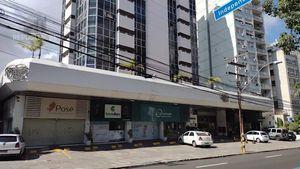 Comercial · 45m² · 1 Quarto · 1 Vaga · LOJA TÉRREA NA GALERIA QUINTA AVENIDA CENTER, Bairro Moinhos ,45,38 m2 com mezan