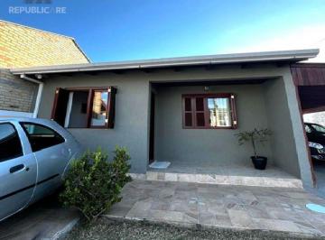 Casa · 80m² · 3 Quartos · 2 Vagas · Casa térrea de 3 dormitórios e amplo pátio