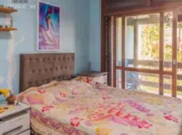 Casa · 256m² · 5 Quartos · 3 Vagas · Casa com 5 quartos à venda na Rua Doutor Possidônio Cunha, 62, Vila Assunção, Po