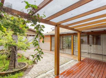 Casa · 125m² · 4 Quartos · 2 Vagas · Casa com 4 dormitórios, 2 vagas de garagem em Canoas