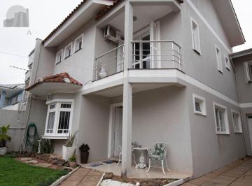 Casa · 217m² · 3 Quartos · 3 Vagas · Casa sobrado no bairro Mont Serrat em Canoas