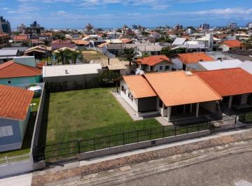 Foto 01 · Casa  pronta para morar com suíte e varanda ampla  Balneário Rincão SC