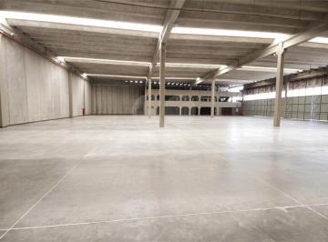 Comercial , São Paulo · Galpão no Parque Novo Mundo com 2.600 m² construídos e pátio para caminhões