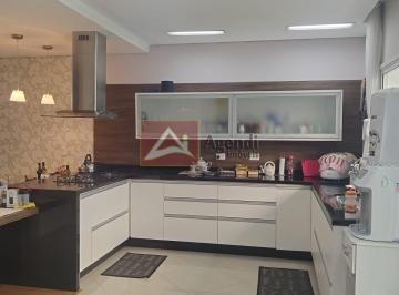 Casa · 326m² · 3 Quartos · 3 Vagas · SOBRADO EM CONDOMÍNIO - PINHEIRINHO - R$ 1.499.000