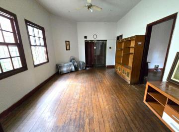 Casa de 5 quartos, Jundiaí · CASA NO CENTRO DE JUNDIAI 5 DORMITÓRIOS 190M²A/C 372M² LOTE JUNDIAI SP