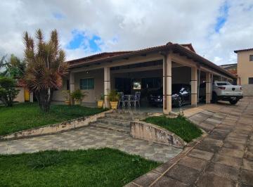 Casa de 4 quartos, Vicente Pires · EXCELENTE CASA RUA 12 VAZADO PARA A ESTRUTURAL