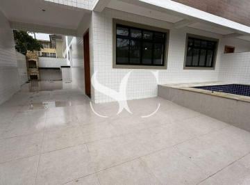 Casa · 140m² · 3 Quartos · 2 Vagas · Vende-se sobrado de 03 dormitórios no bairro de Vila Belmiro em Santos.
