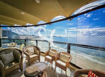 Apartamento · 200m² · 3 Quartos · 2 Vagas · Vende-se apartamento de 03 dormitórios sendo 03 suítes no bairro de Astúrias no Guarujá.