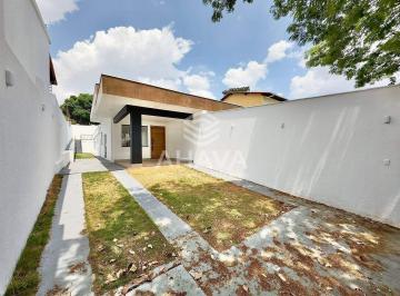 Casa · 400m² · 3 Quartos · 5 Vagas · Casa Plana com 3 Quartos à Venda, 400m², Copacabana, próximo à Orla da Lagoa da Pampulha. .