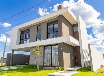 Casa · 193m² · 3 Quartos · 4 Vagas · Casa em condomínio com 193 m², 3 quartos sendo 3 s