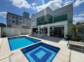 Casa · 298m² · 4 Quartos · 2 Vagas · CASA COM 4 QUARTOS SENDO 1 SUÍTE MASTER PARA LOCAÇÃO NO BAIRRO SOUZA CRUZ EM BRUSQUE/SC