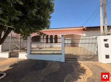 Casa · 162m² · 4 Quartos · 4 Vagas · Casa à venda com 4 quartos (1 suíte) e 4 vagas no Residencial Furlan em Santa Bárbara d'Oeste 