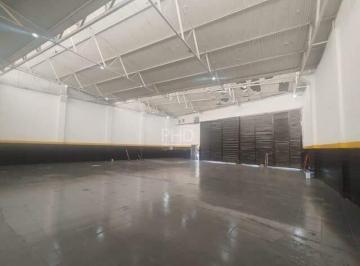 Comercial · 1078m² · 4 Vagas · Galpão / Loja para Alugar em esquina, Piraporinha, Diadema - SP