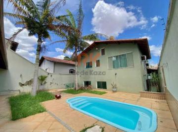 Casa · 372m² · 3 Quartos · 3 Vagas · Casa estilo colonial com lazer completo na região da Pampulha