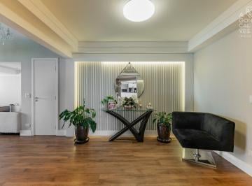 Apartamento · 336m² · 4 Quartos · 2 Vagas · Cobertura no Edifício Star Gate, 04 Quartos, 02 Vagas, Reformado, Portão, Curitiba.