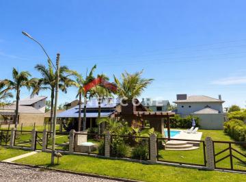 Casa · 150m² · 5 Quartos · 2 Vagas · Casa em  Rua São Leopoldo - Paraíso (Distrito) - Torres/RS