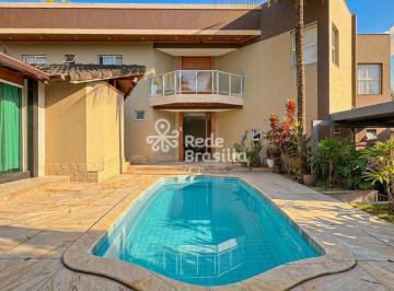 Casa · 425m² · 4 Quartos · 4 Vagas · Excelente Sobrado, Cond. Recanto dos Pássaros - Arniqueiras