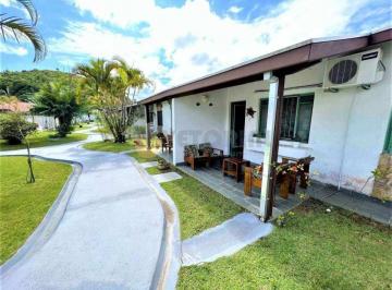 casa-a-venda-em-caraguatatuba-martim-de-sa-com-2-q-0839161218683abdd1f07e334119613de7f.jpeg · Casa à venda em Caraguatatuba, Martim de Sá, com 2 quartos, 67,00m²