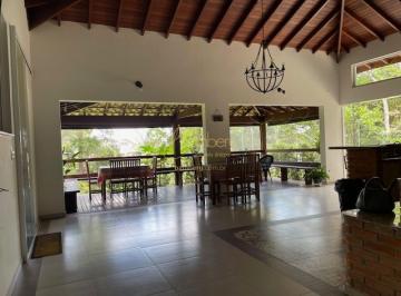 Casa · 500m² · 3 Quartos · 6 Vagas · condomínio Iolanda casa com 550m² Área útil