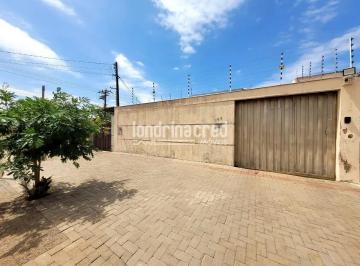 Casa · 202m² · 4 Quartos · 3 Vagas · Casa em Bandeirantes, Londrina/PR de 202m² 4 quartos à venda por R$ 850.000,00
