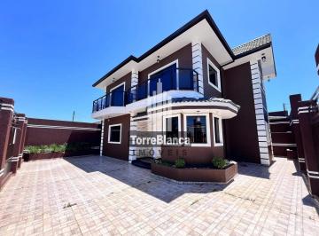 Casa · 240m² · 4 Quartos · 4 Vagas · Sobrado em Nova Rússia, Ponta Grossa/PR de 240m² 4 quartos para locação R$ 5.000,00/mes