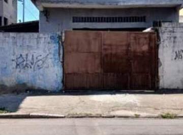 Comercial · 250m² · 4 Vagas · Galpão em Jardim Presidente Dutra, Guarulhos/SP de 250m² para locação R$ 5.500,00/mes