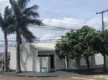 Casa · 196m² · 3 Quartos · 2 Vagas · Casa em Jardim Nova Baroneza, Arapongas/PR de 196m² 3 quartos à venda por R$ 450.000,00