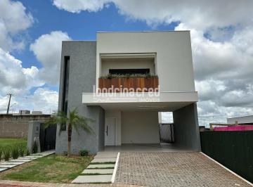 Casa · 215m² · 3 Quartos · 4 Vagas · Casa em Jardim Morumbi, Londrina/PR de 215m² 3 quartos à venda por R$ 1.650.000,00