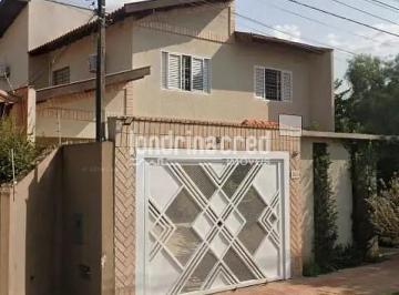 Casa · 250m² · 3 Quartos · 2 Vagas · Casa em Universitário, Londrina/PR de 250m² 3 quartos à venda por R$ 1.442.000,00
