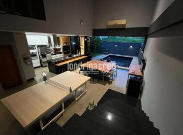 Casa · 244m² · 3 Quartos · 4 Vagas · Casa em Centro, Londrina/PR de 244m² 3 quartos à venda por R$ 1.615.000,00