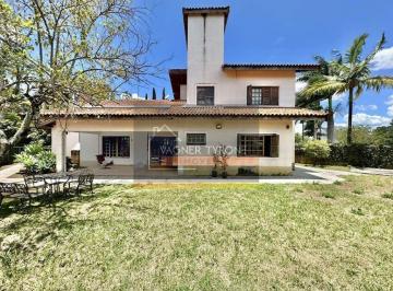 Casa · 255m² · 3 Quartos · 8 Vagas · Casa em Jardim Ana Estela, Carapicuíba/SP de 255m² 3 quartos à venda por R$ 1.550.000,00