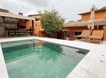 Casa · 217m² · 4 Quartos · 3 Vagas · Casa em Jardim das Flores, Cotia/SP de 217m² 4 quartos à venda por R$ 1.590.000,00