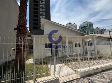 Casa · 170m² · 3 Quartos · 1 Vaga · Casa para alugar no bairro Centro - Itajaí/SC