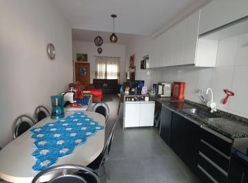 Casa · 86m² · 3 Quartos · 2 Vagas · Casa à venda no bairro Conjunto Habitacional José Barnet Y Vives - Atibaia/SP