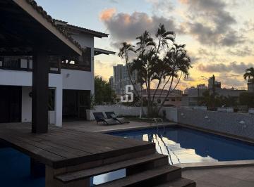 Casa · 560m² · 5 Quartos · 6 Vagas · Casa 5 suítes à venda no Itaigara, 560m², piscina, área gourmet e 6 vagas – Residencial Jardim Itaig