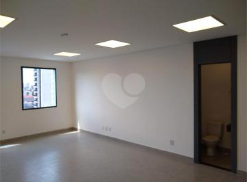 Área de Serviço · Imoveis - na Vila Mascote
