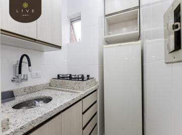 Apartamento · 19m² · 1 Quarto · 1 Vaga · Studio ensolarado, semi mobiliado e com vaga de garagem para locação no Bigorrilho – Curitiba/PR!